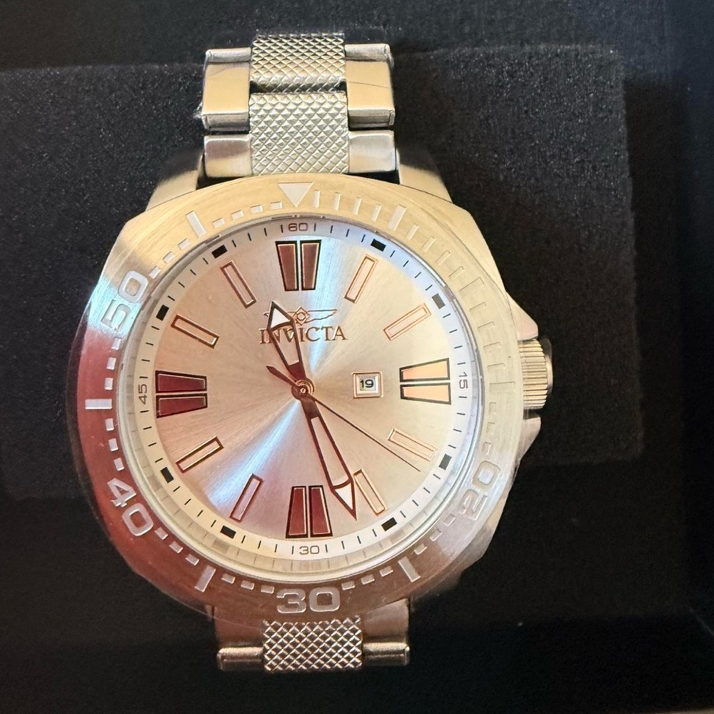 Invicta Silver Watch - Picture 2 of 8